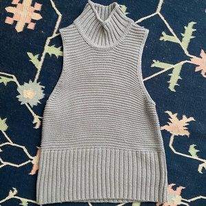 GAP Sleeveless Turtleneck Sweater